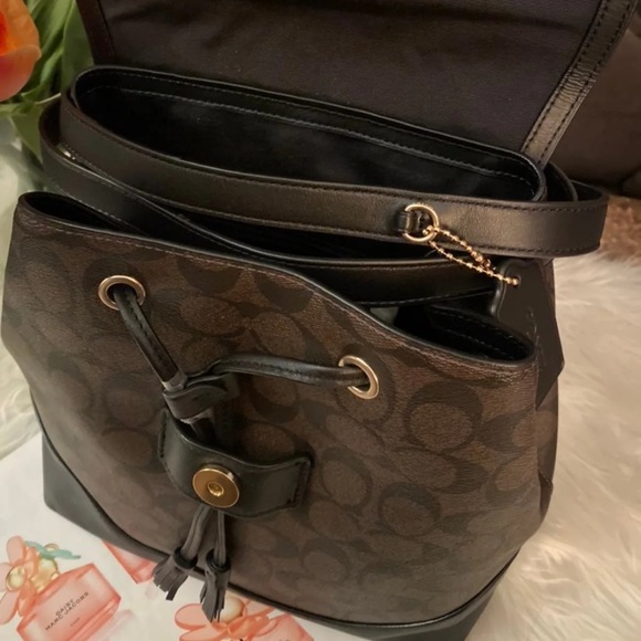 COACH ELLE BACKPACK IN SIGNATURE CANVAS - Picture 5 of 6